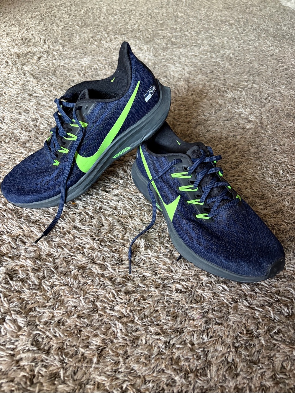 Nike Pegasus 36 — Seattle Seahawks —Men's Athletic Running Shoes - Navy and Volt